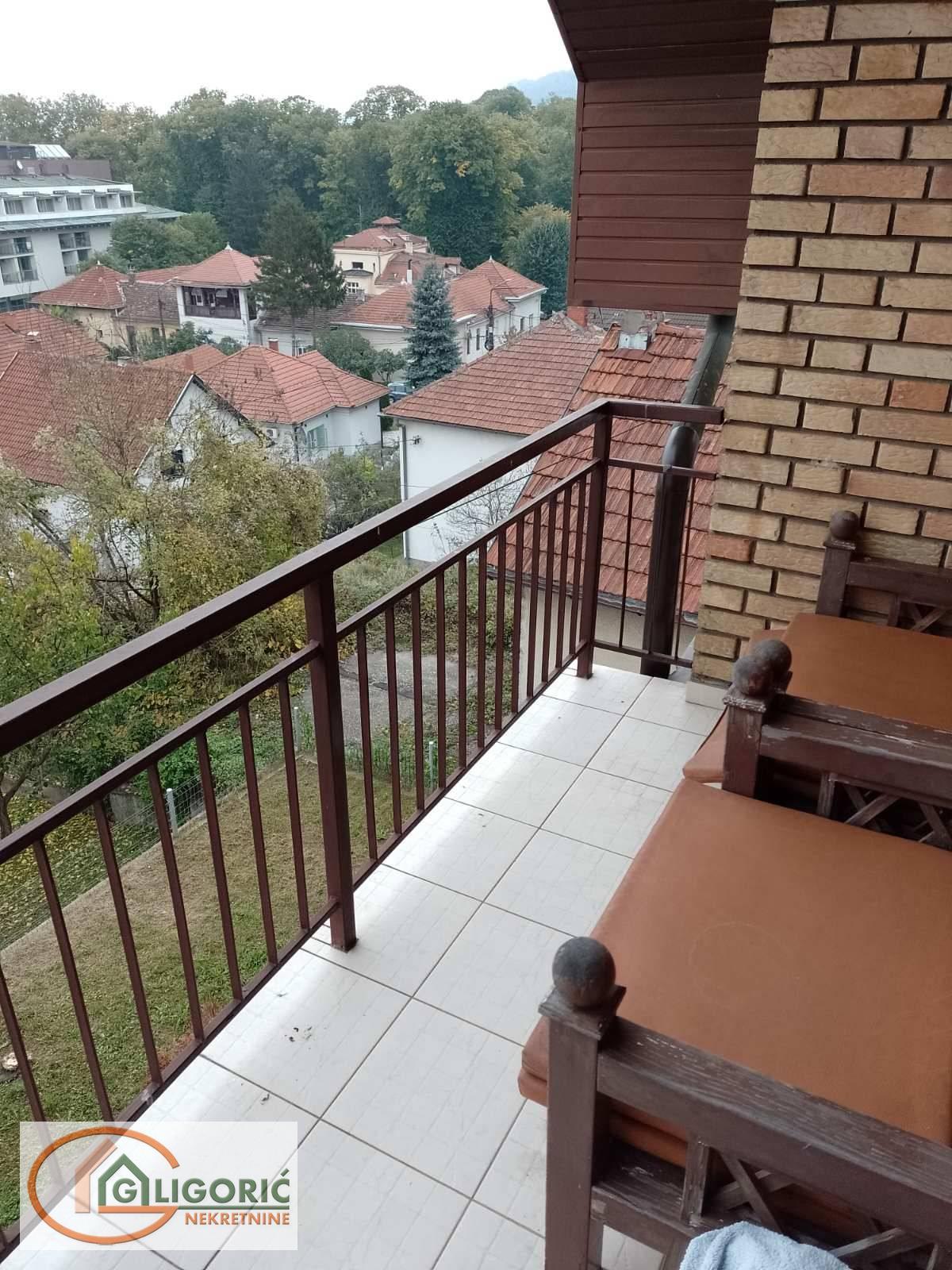 Loznica - Banja Koviljača, 200m2 - Slika 3