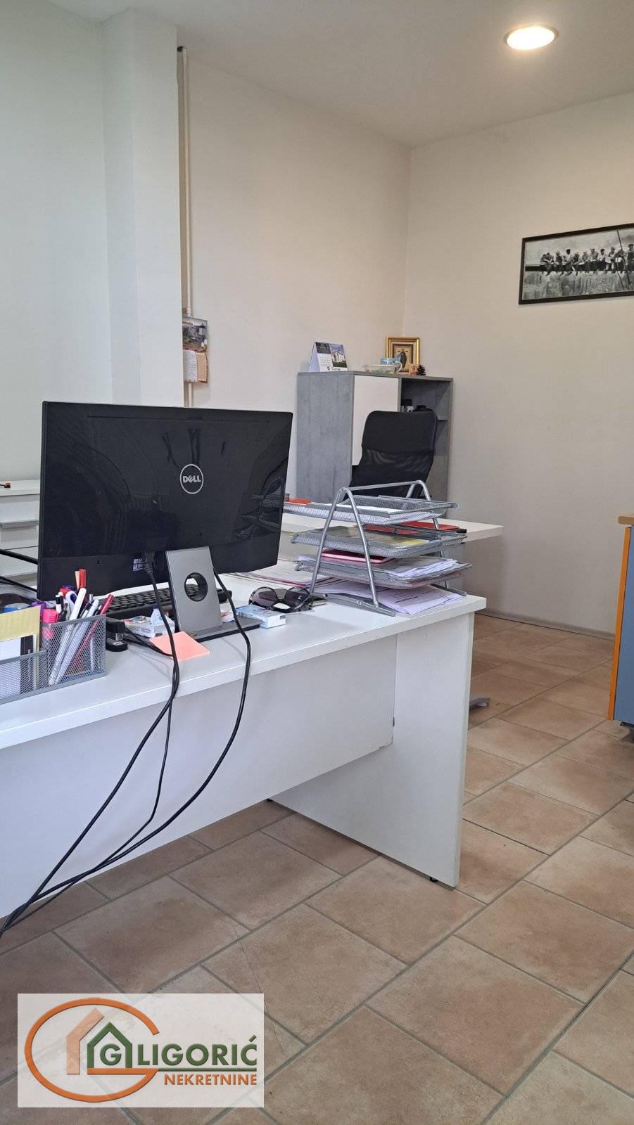 Novi Beograd, Fontana - Pariske komune - Slika 4