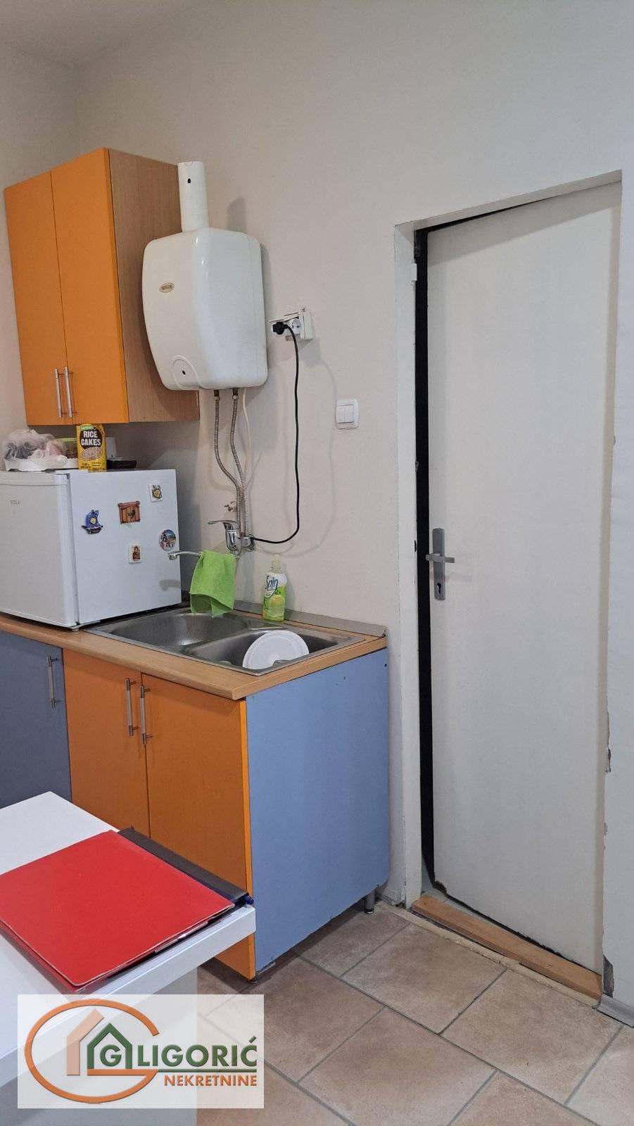 Novi Beograd, Fontana - Pariske komune - Slika 7