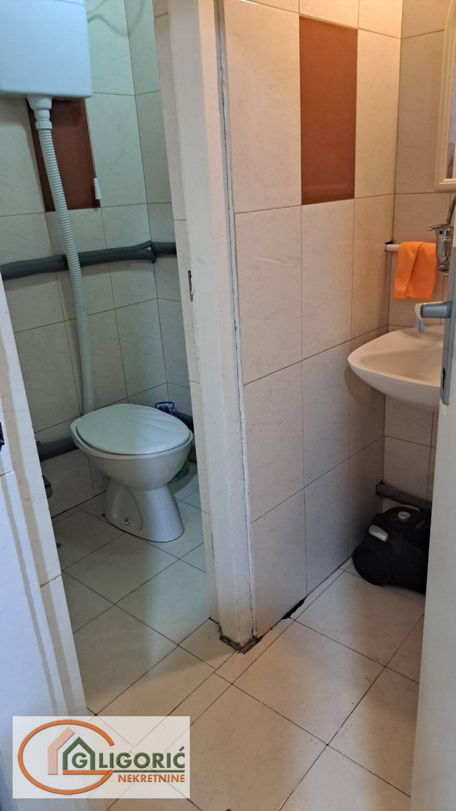 Novi Beograd, Fontana - Pariske komune - Slika 8